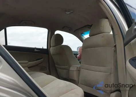 2004 Honda Accord 2.4 Lx from USA, damaged, VIN 3HGCM56374G704960